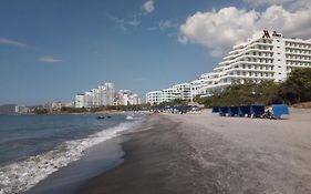 Hospedaje Mi Fortaleza, Con Piscina, Parqueadero y estamos a 10 Minutos Caminando a Playa Dormida